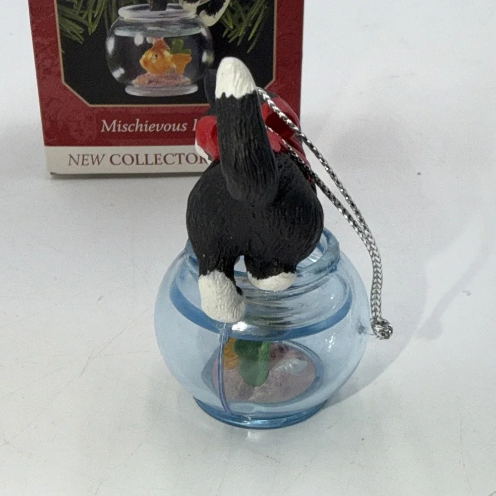 Hallmark Keepsake Ornament 